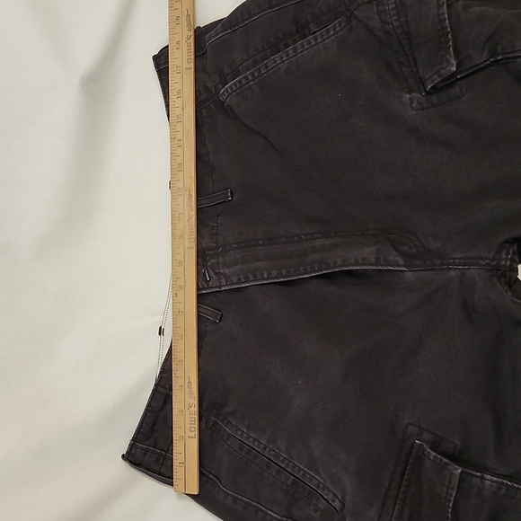 Levi's Classic Black Mens Cargo Pants - Picture 14 of 16